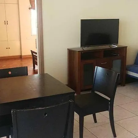 1 Bedroom Condo For 6 @ Escario